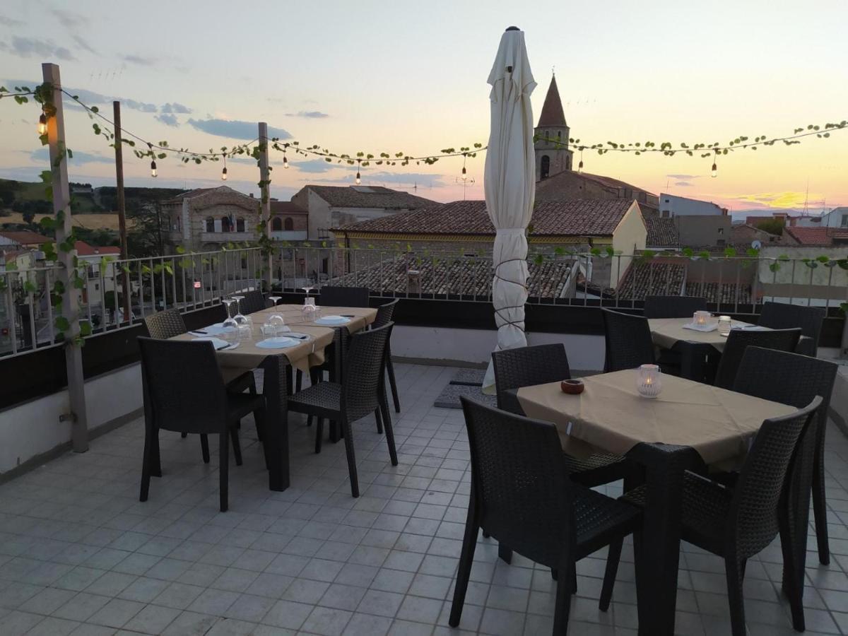 Agora' Castelnuovo Della Daunia Bed and Breakfast Exteriör bild